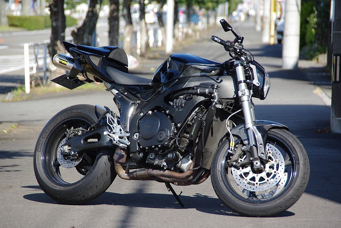 宮崎県パステーク様のcbr1000rrのファイター化の画像 ストリートファイター系バイク